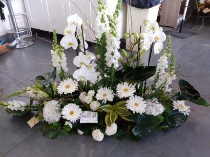 Un arrangement floral funéraire Cognac