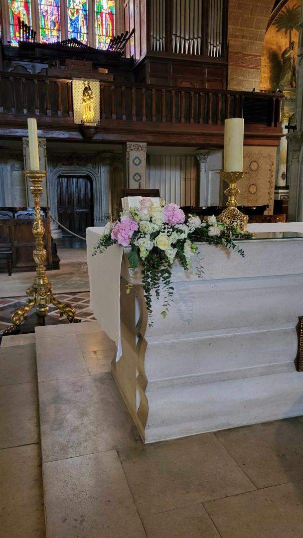 Décoration coin de table église Cognac