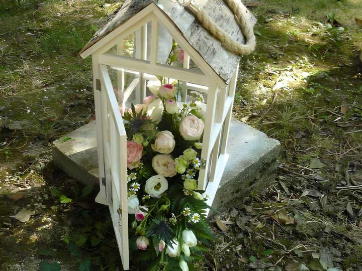 Vente de fleurs pour deuil Cognac