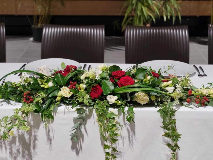 Décoration table des mariés Cognac